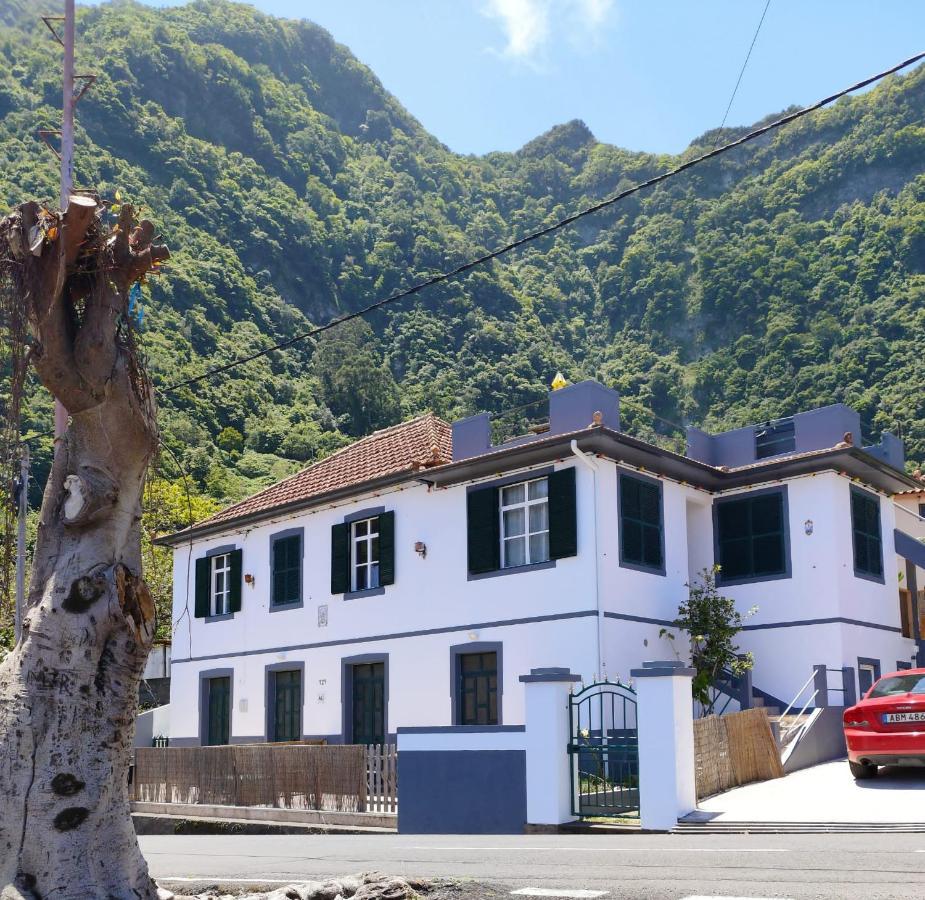 Arco De Sao Jorge Guesthouse *